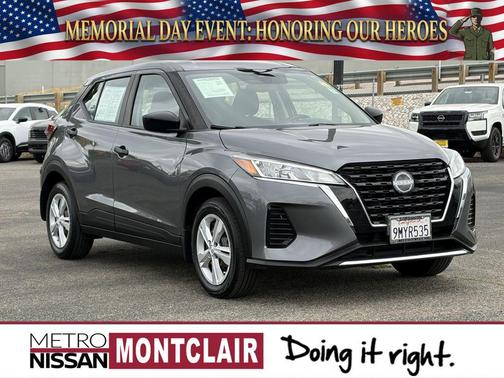 Gun Metallic 2023 Nissan Kicks S