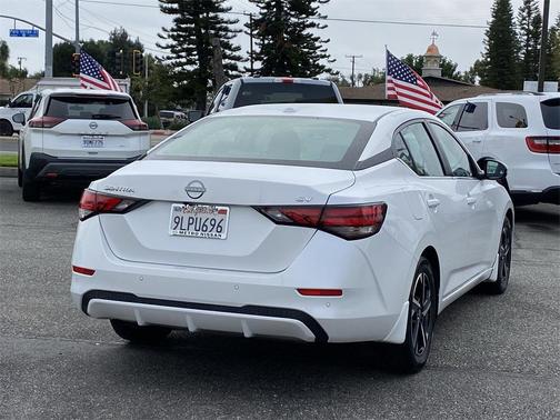 2024 Nissan Sentra SV