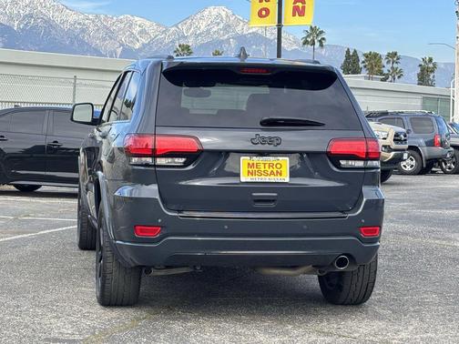2018 Jeep Grand Cherokee Altitude