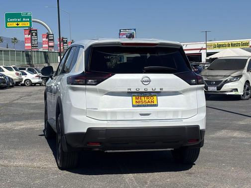 White Pearl 2026 Nissan Rogue SV