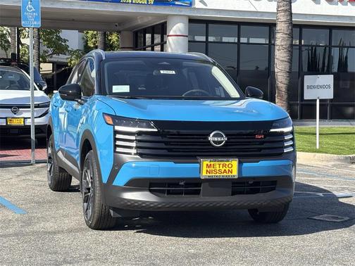 2026 Nissan Kicks SR