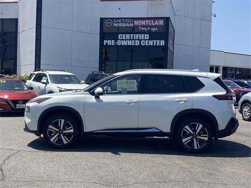 2022 Nissan Rogue SL