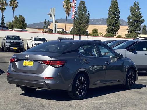 2025 Nissan Sentra SV