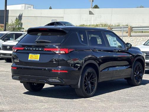 2026 Nissan Rogue SL