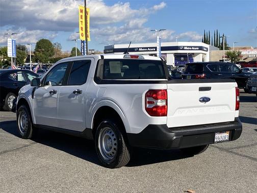 2022 Ford Maverick XL