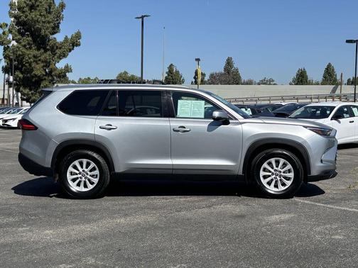 Celestial Silver Metallic 2024 Toyota Grand Highlander XLE