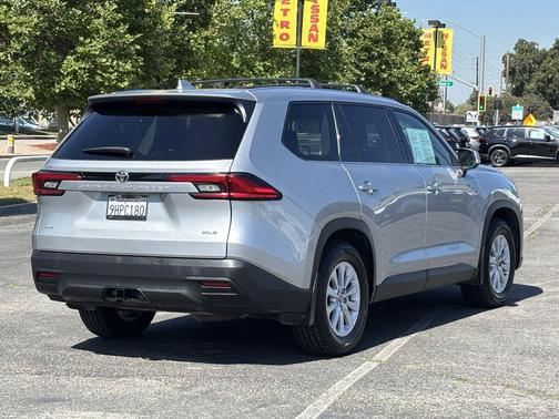 Celestial Silver Metallic 2024 Toyota Grand Highlander XLE