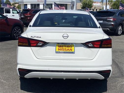 2025 Nissan Altima 2.5 SV