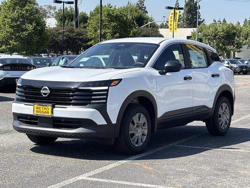 Fresh Powder 2026 Nissan Kicks S