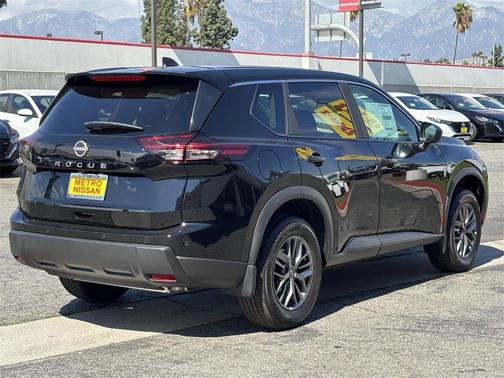 2026 Nissan Rogue S