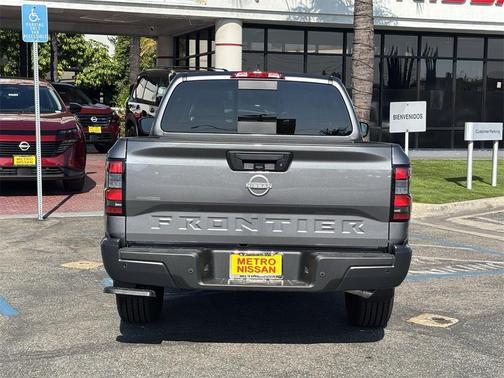 2026 Nissan Frontier S