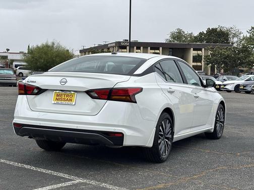 White Pearl 2026 Nissan Altima 2.5 SV