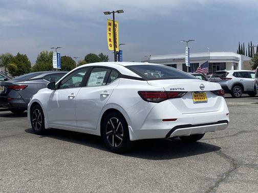 2025 Nissan Sentra SV