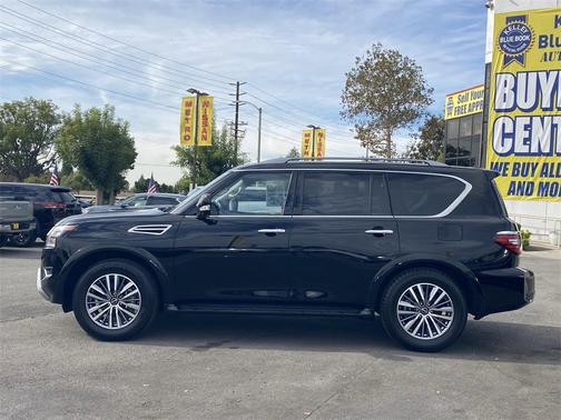 2023 Nissan Armada SL 2WD