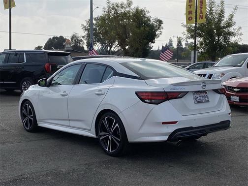2021 Nissan Sentra SR