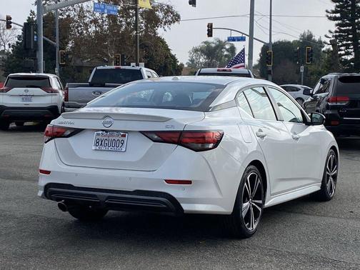 2021 Nissan Sentra SR