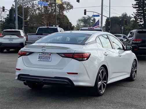 2021 Nissan Sentra SR