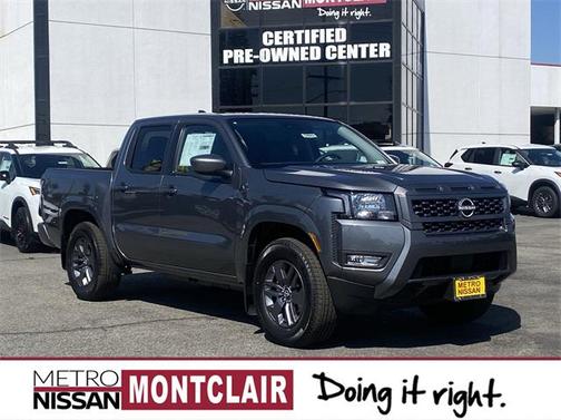 2025 Nissan Frontier SV