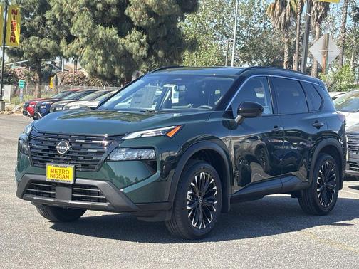 2026 Nissan Rogue Dark Armor