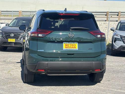 2026 Nissan Rogue Dark Armor