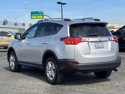 2014 Toyota RAV4 LE
