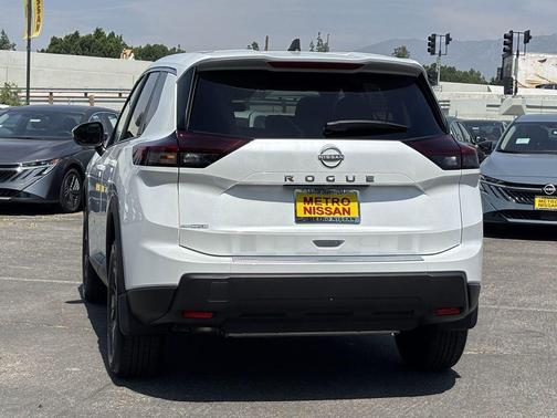 White Pearl 2026 Nissan Rogue SV