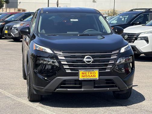 Super Black 2026 Nissan Rogue SV
