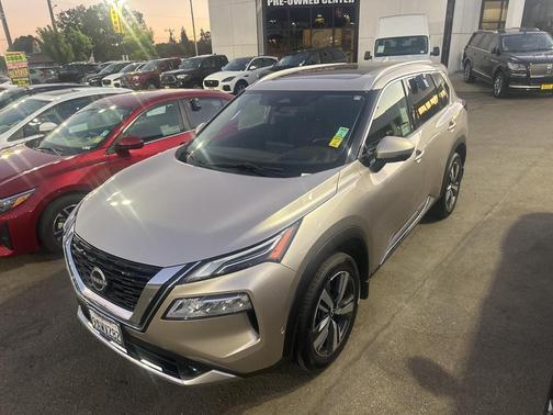 2022 Nissan Rogue Platinum