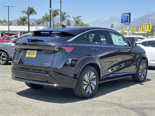 2025 Nissan ARIYA EVOLVE+