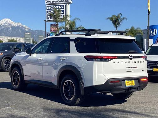 2025 Nissan Pathfinder Rock Creek