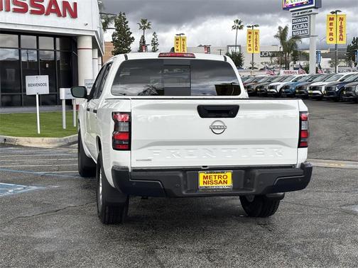 2026 Nissan Frontier S