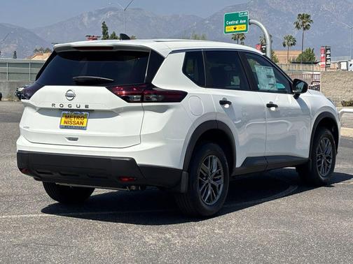 2026 Nissan Rogue S