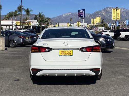 2025 Nissan Altima S FWD