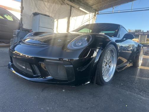 2017 Porsche 911 Carrera