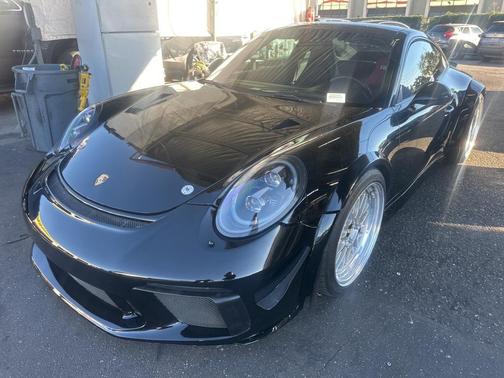 2017 Porsche 911 Carrera