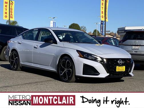 2023 Nissan Altima SR FWD