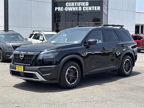 2025 Nissan Pathfinder Rock Creek 4WD