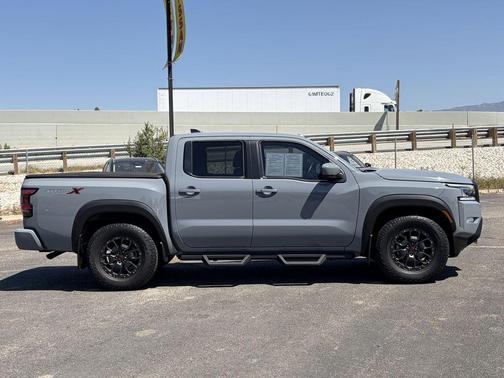 Boulder Gray Pearl 2023 Nissan Frontier PRO-X