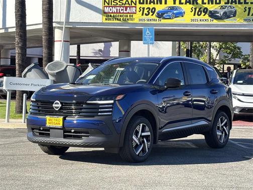 2026 Nissan Kicks SV