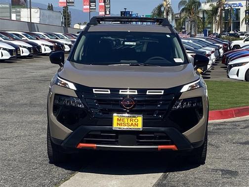 2025 Nissan Rogue Rock Creek