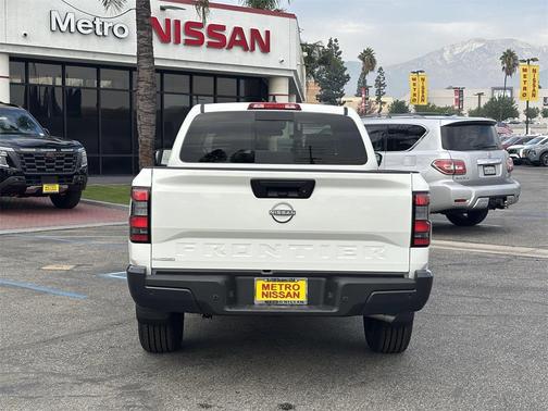 2026 Nissan Frontier S