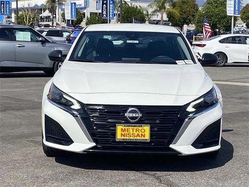2025 Nissan Altima S FWD