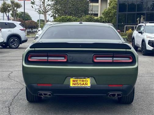 2022 Dodge Challenger SXT