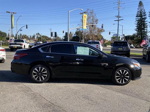 2018 Nissan Altima 2.5 SV