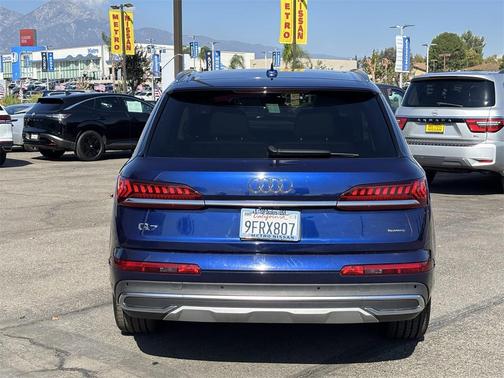 2023 Audi Q7 55 Premium Plus