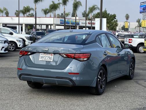 2025 Nissan Sentra SV