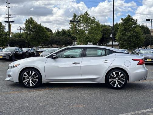 Brilliant Silver 2017 Nissan Maxima 3.5 Platinum