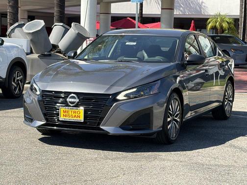 Gun Met 2026 Nissan Altima 2.5 SV