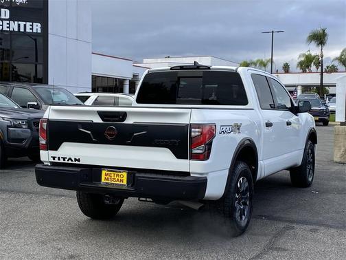 2023 Nissan Titan PRO-4X