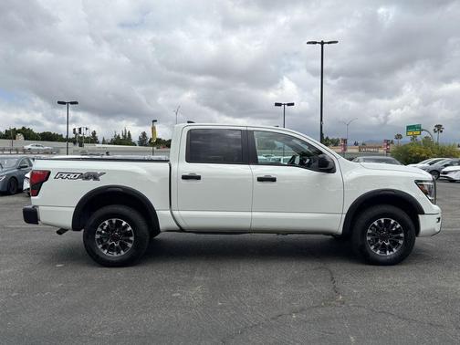 2023 Nissan Titan PRO-4X